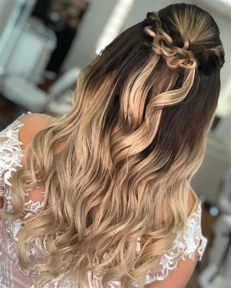 Penteado para formatura cabelo solto: Descubra! - Portal Zoe