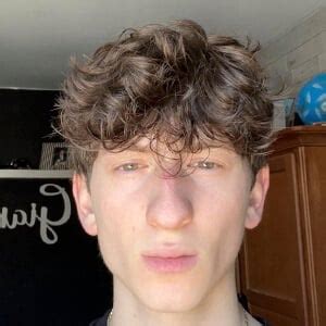 Gianluca Ficara - Age, Family, Bio | Famous Birthdays