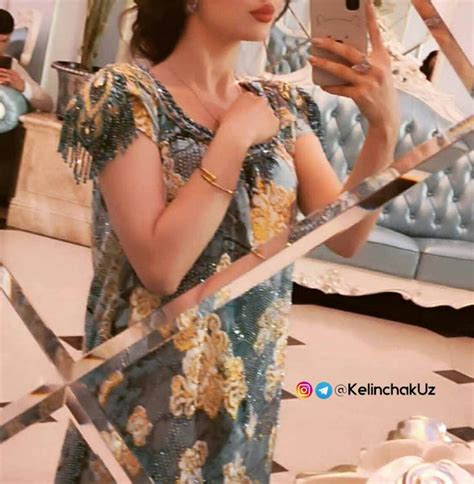Uzbek, Asian Fashion, Ada, Saree, Dresses, Caftan Marocain, House Dress ...