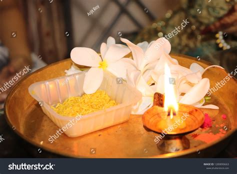 Puja Thali Traditional Puja Thali Stock Photo 1289890663 | Shutterstock