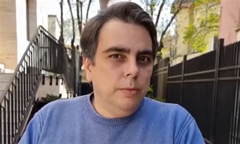 Стефан Ташев: Не знам само Кокорчо успя ли да си прибере туите или ги е ...