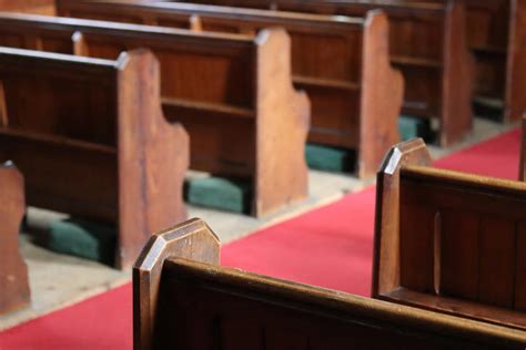 Judge blocks ICE raids in churches