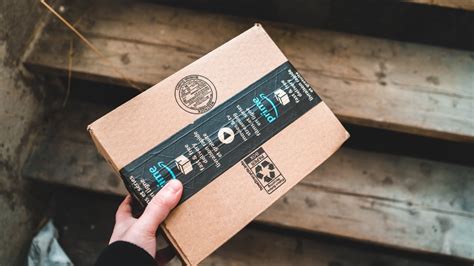 Egg Carton Picture Frame - Boxofcarton.com