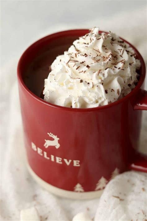 Christmas Hot Chocolate | Kathleen's Cravings
