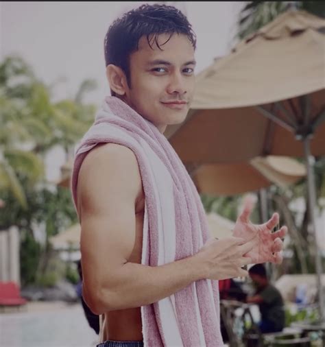 bakat sahaja tak cukup syafeek ikhwan kongsi gambar tayang badan