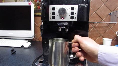 Чистка от накипи кофемашины Delonghi ECAM 22.110 Magnifica S - YouTube