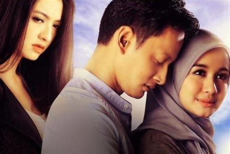 10 Film Romantis Indonesia Terbaik, Siapin Tisu Ya! - Dafunda.com