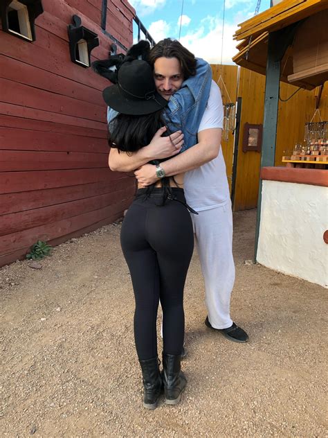 Lia on Twitter: "Met a fan today https://t.co/fALPN6l6vJ" / Twitter