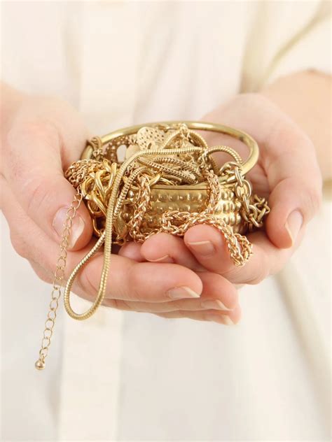 Gold Buyers Near Me That Are Open at Jill Ford blog