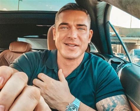 Курбан Омаров уличил Ксению Бородину в общении с самой собой в Инстаграм