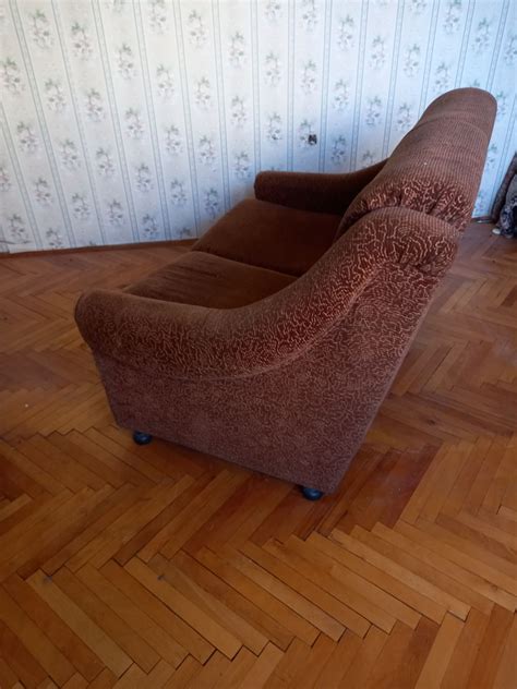 Диван двоен разтегателен гр. Перник Център • OLX.bg