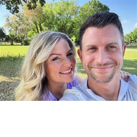 David Cassidy's Children Pay Tribute to Late Father at Fan Event - Parade