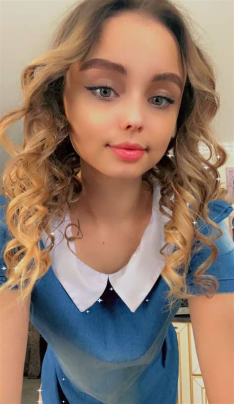Miss Vikki (Мисс Викки): биография актрисы, блогера и модели