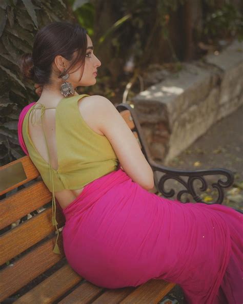 ayesha khan latest hot   viral