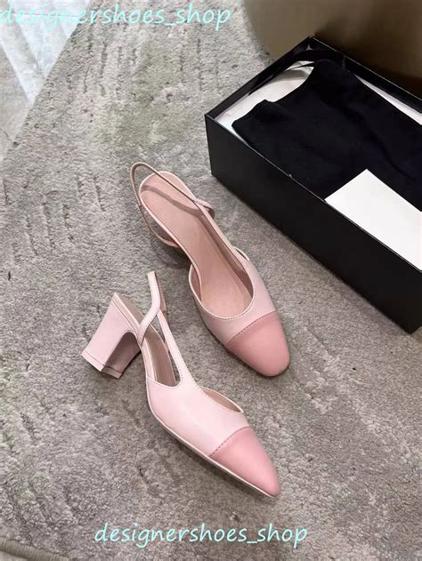 Designer Suede Flat Sandals With Thick Nude Low Heel Sandals And Belt