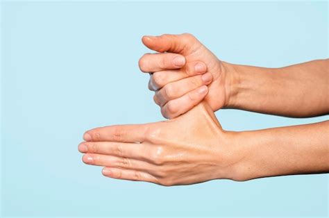 Page 5 | Hands Injuries Images - Free Download on Freepik