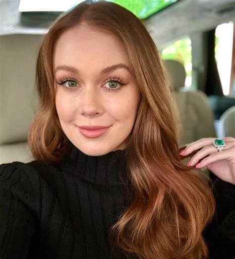 Leanna Decker Instagram