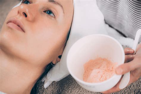 What Is A Jelly Mask Facial & What Do Jelly Masks Do? - Clearly Glowing