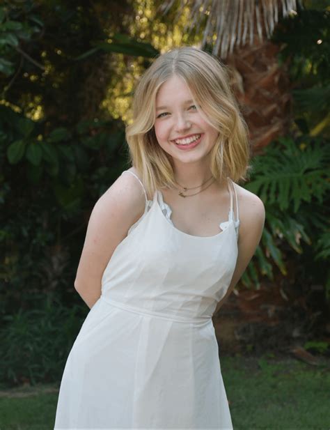 Sweet & beautiful Shay : r/ShayRudolphActress