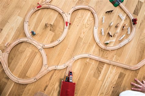 Eine abenteuerliche Zugfahrt durch die Welt von BRIO