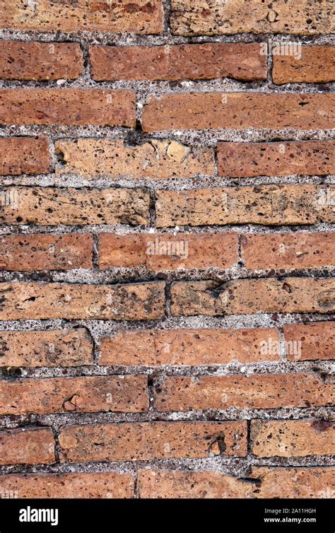 Ancient roman brick wall hi-res stock photography and images - Alamy