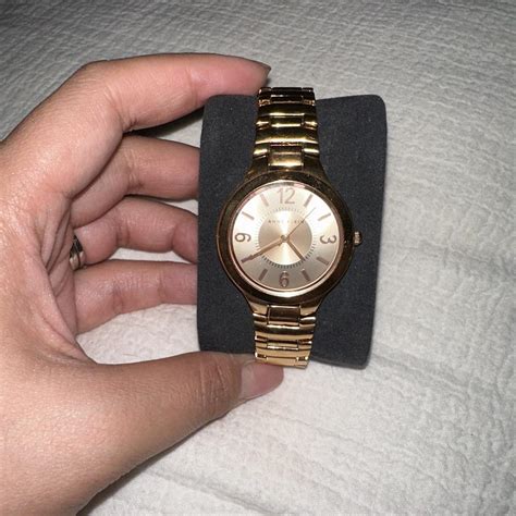 how to open anne klein watch