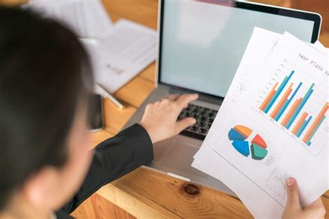 Pengenalan Aplikasi SAS untuk Analisis Data