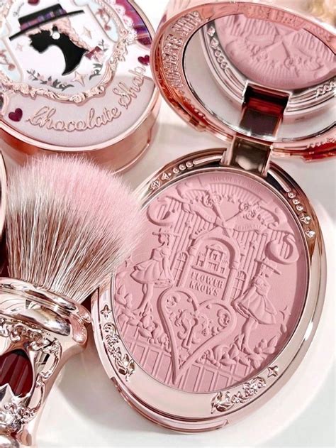 #косметика #макияж #румяна #aesthetic #эстетика | Clown makeup, Blush ...