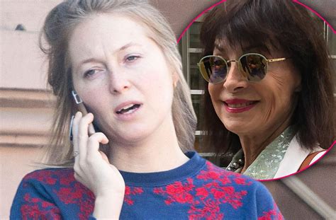 India Oxenberg 'Beginning To Remember Details' After Escaping NXIVM Sex ...