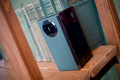 Обзор Huawei Mate X3: наконец-то появилась достойная раскладушка