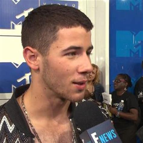 Nick Jonas Confesses He's "Very Single"