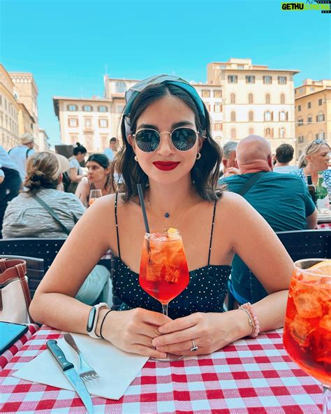 Helga Krapf Wiki, Biography, Age, Gallery, Spouse and more
