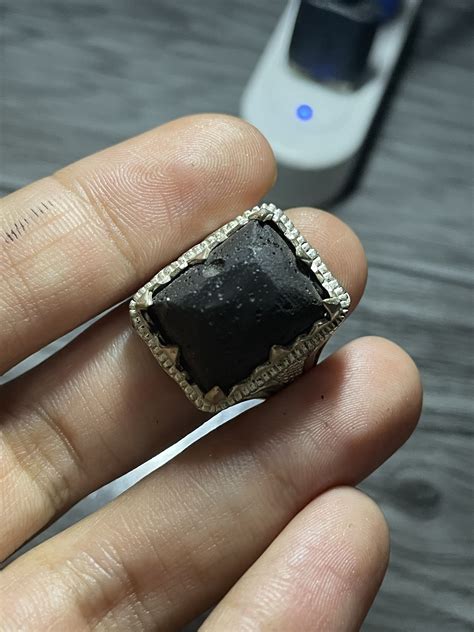 TAHI BINTANG, Men's Fashion, Watches & Accessories, Jewelry on Carousell