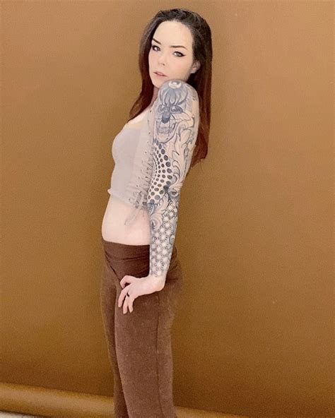 Modelo Suzanne Berhow Suzy