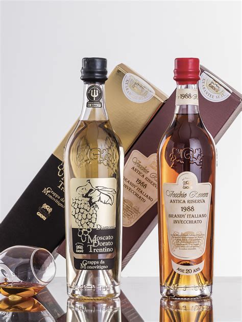 Giori Distillati Trentini - I Prodotti, Vecchio Rovere Brandy ...
