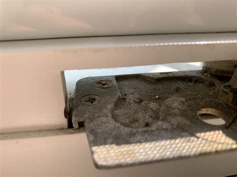 How to remove window vinyl trim to replace crank operator