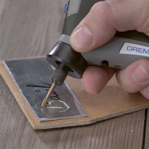 Високоскоростни фрезери - бит за гравиране - Dremel 3,2 мм 2 бр.