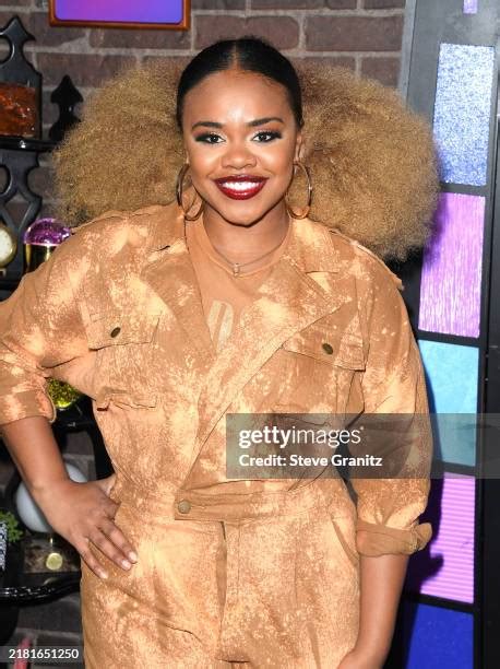 873 Dara Renee Photos & High Res Pictures - Getty Images