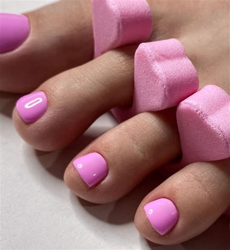 Педикюр, розовый педикюр | Nail saloon, Wow nails, Neutral nails