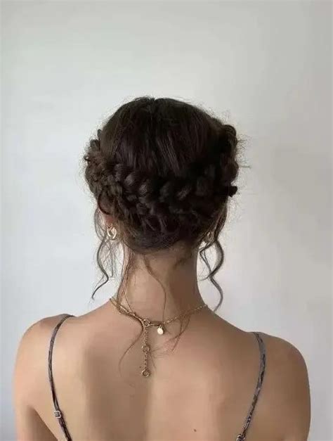 59 Beautiful Holiday Braided Updos To Try - Styleoholic
