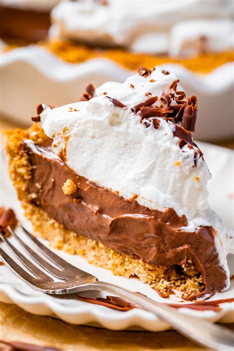 Recipe for Chocolate Cream Pie - The Food Charlatan