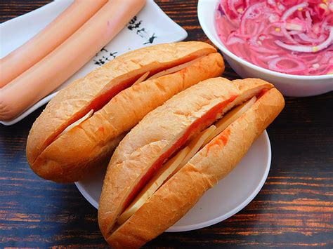 how to make hot dogs at home