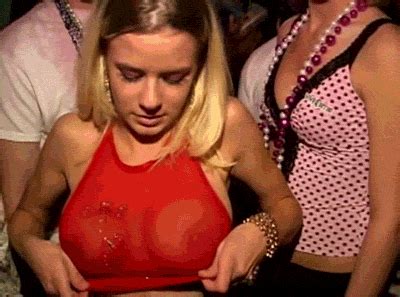 Mardi Gras flasher animated GIFS. - 15 Pics | xHamster