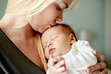 3,600+ Perfect Mother Stock Photos, Pictures & Royalty-Free Images - iStock