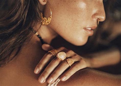 gold jewelry ring