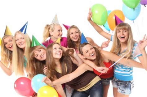 Что подарить подруге на день рождения 14 лет?