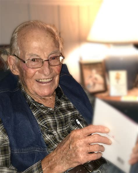 Charles Ritchie Thompson Obituary 2023 - Lee Funeral Homes