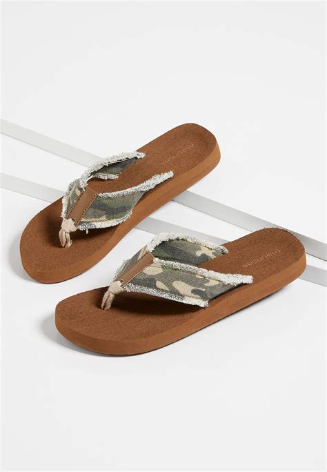 Leah Green Camo Flip Flop