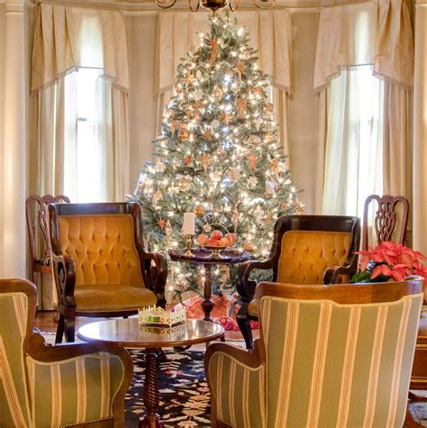 25 Magical Christmas Towns That'll Make You Feel Like a Kid Again