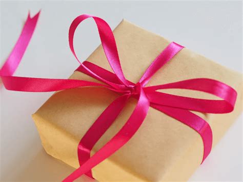 culture yard gift giving  china